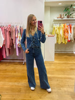 Wide leg jeans